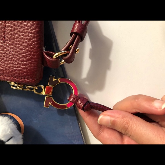 **SOLD**Salvatore amery large wristlet - Picture 4 of 8